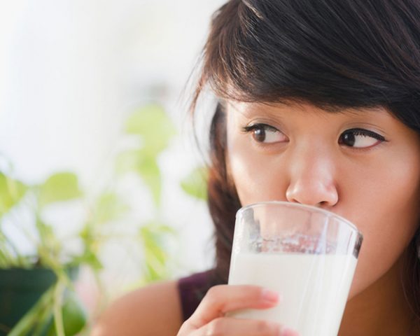 Thời điểm tốt nhất để uống sữa? 5 uong sua