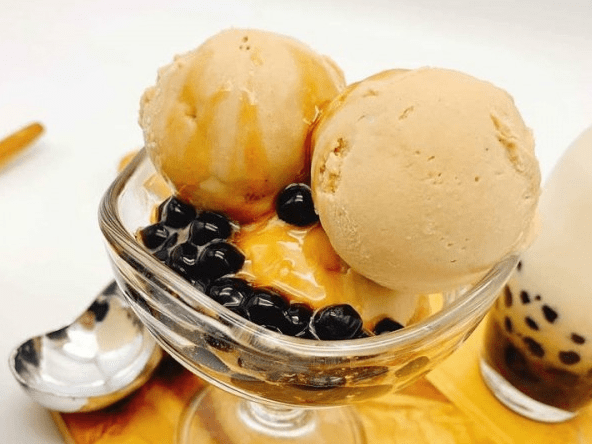 Tự chế biến món ăn ngon ngày Tết từ sữa tươi 3 Kem trà sữa trân châu - cho ngày Tết gắn kết yêu thương.